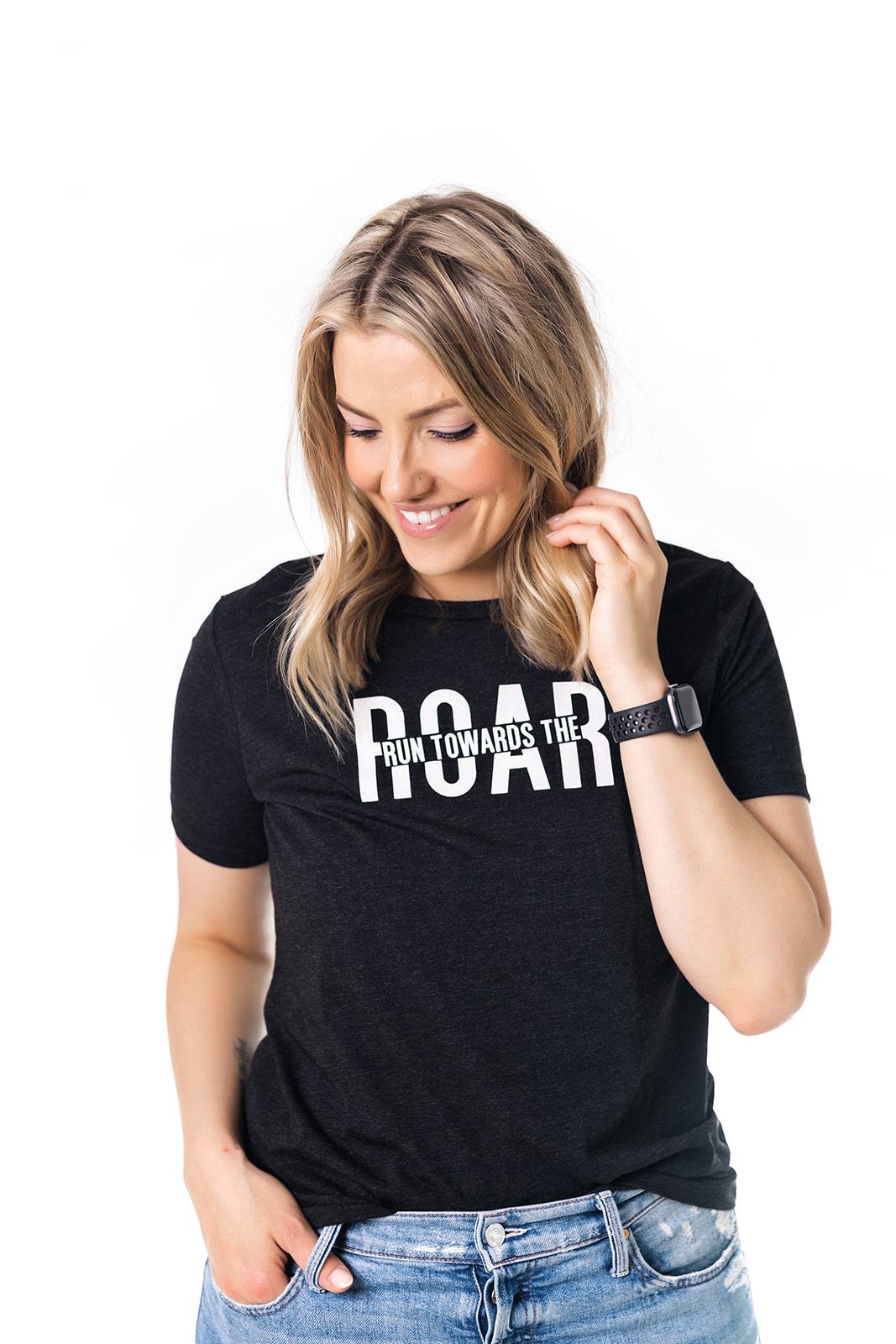 RUN TOWARDS THE ROAR || ADULT T-SHIRT